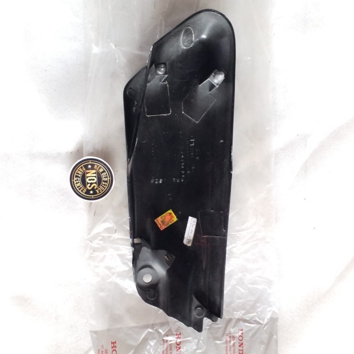 Cover Box Accu  Tutup Aki Lh / Kiri Honda Astrea Grand Legenda Original Ahm Termurah Langka