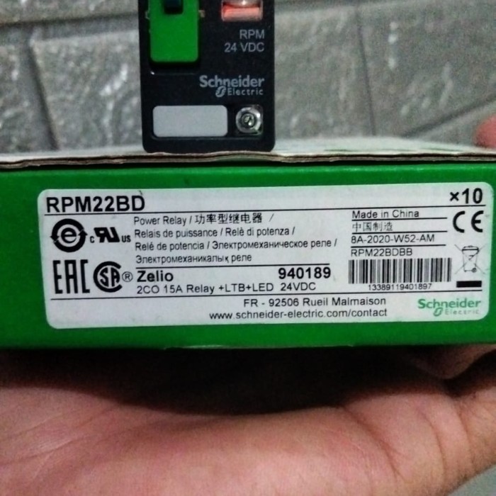 relay rpm22bd schneider 24vdc