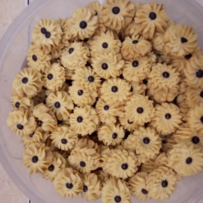 

Kue Semprit 250 Gram Best Seller