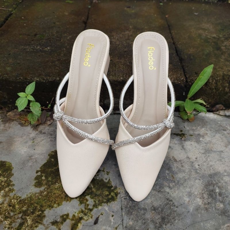Heals Bridesmaid Hills Terbaru 2025 Sandal Hak Tinggi Sol Empuk Hels Kekinian Haihills Wisuda Simpel