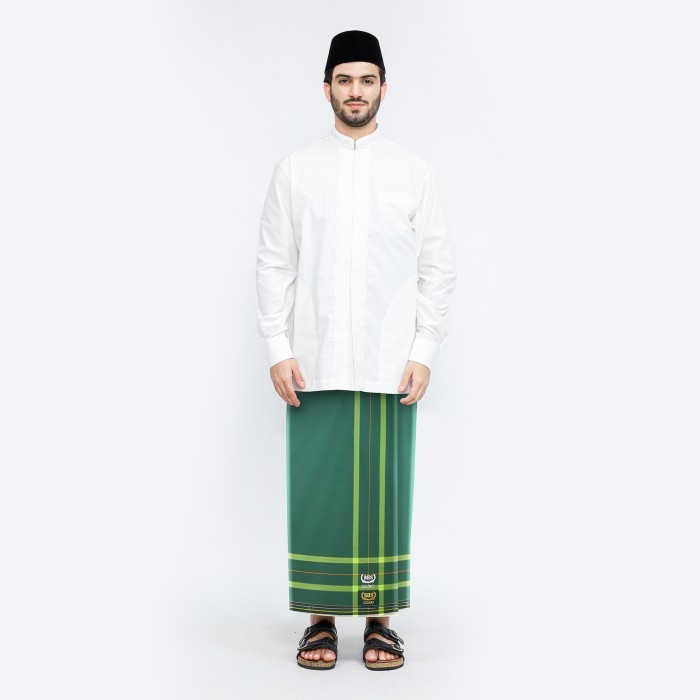Kosanshoop Sarung Bhs Cosmo Gold Motif K26 Ppb Hijau Tua