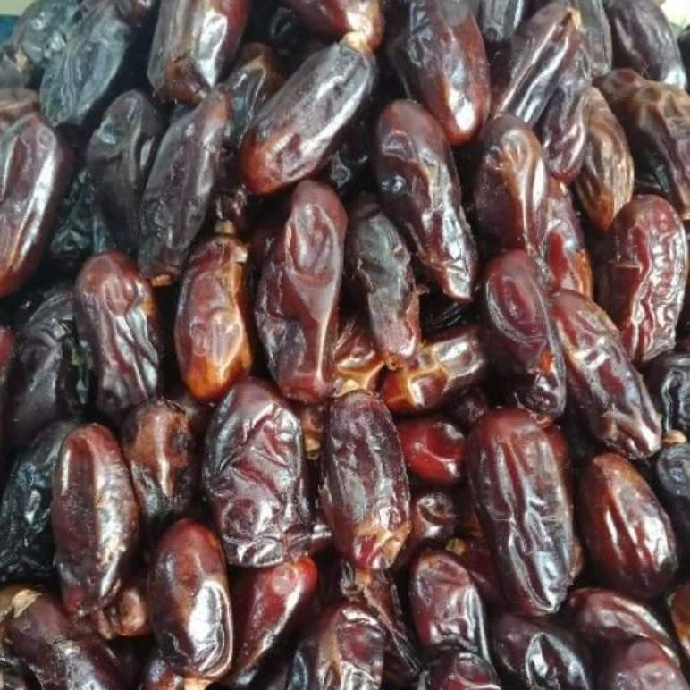 

kurma madinah super 10kg kurma madinah mabrum 1dus termurah