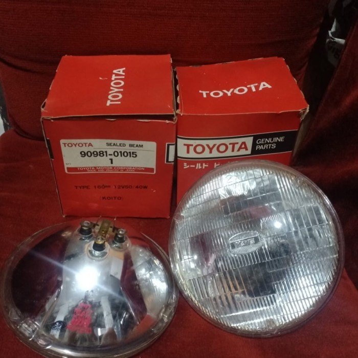 Sealed Beam 7 Inch 12Volt Hardtop FJ40 BJ40 Original Toyota Koito Japan