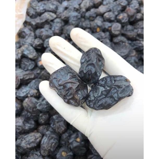 

kurma ajwa / korma nabi grade A jumbo.. ASLI madinah 1kg