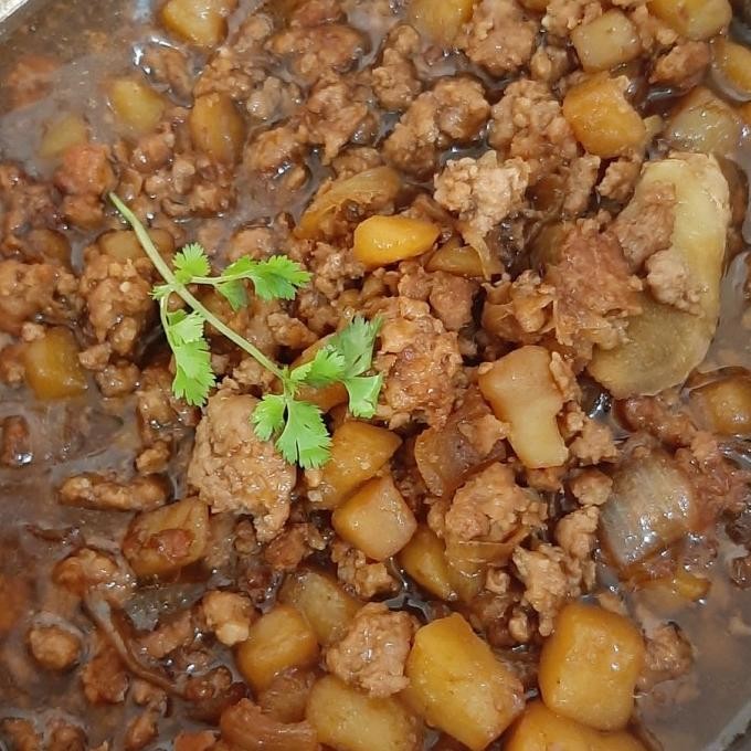 

Babi Cincang Saus Tiram N Kentang Original