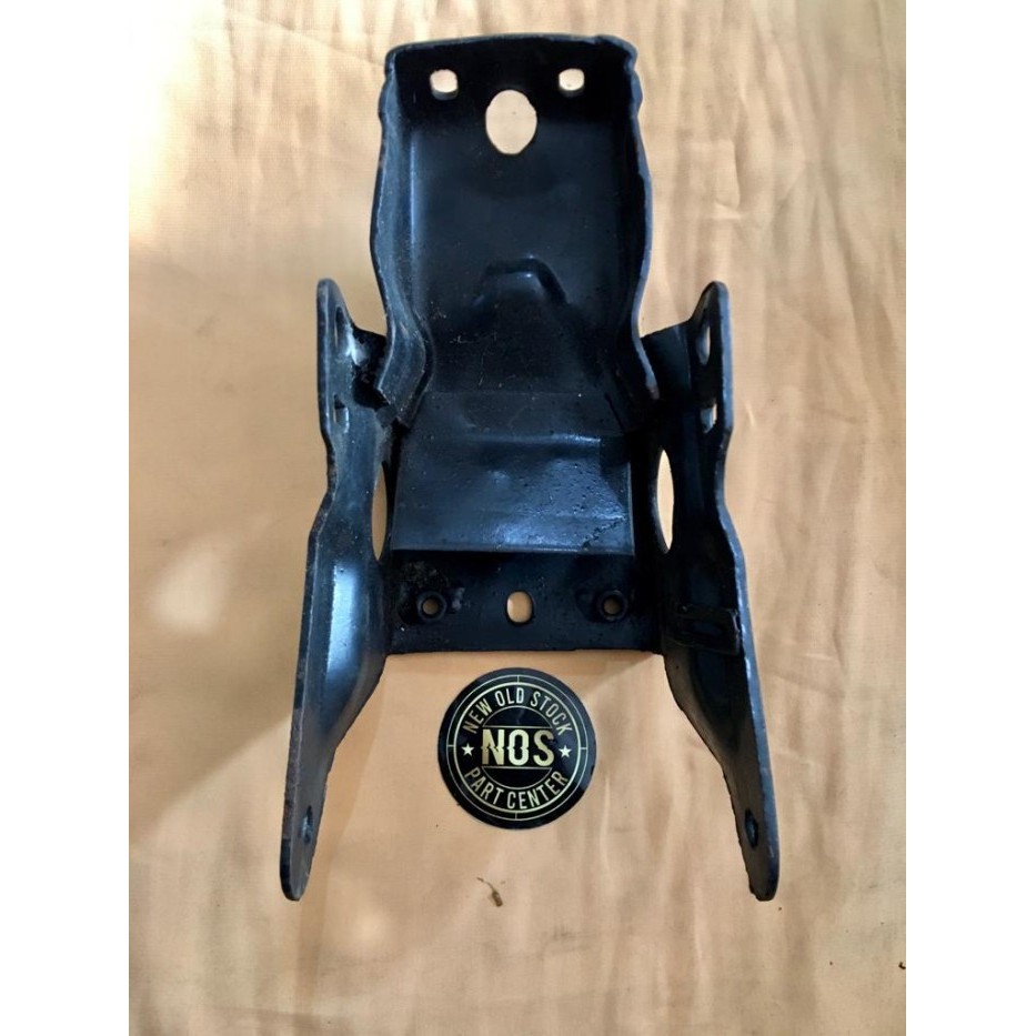 Bracket Dudukan Jok Sadel Sein Slebor Honda C700 C 700 C800 C 800 Sup Termurah Langka