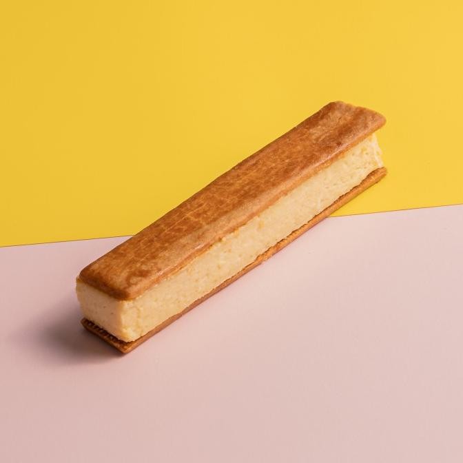 

BIG SALE CHEESECAKE SANDO - REGULAR | CHEESECAKE AND SHORTBREAD | PACK OF 5PCS !!!!!