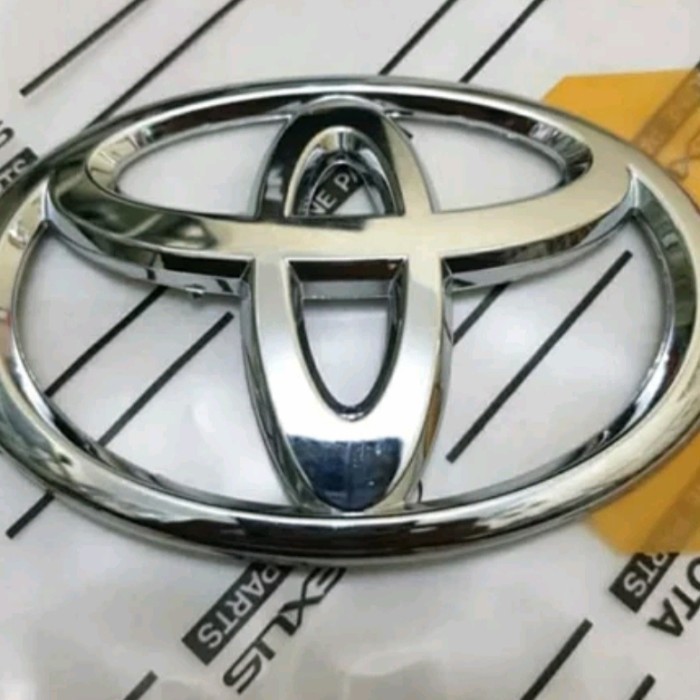 Logo Emblem Toyota Penganti Logo Burung Garuda Agya Original Toyota