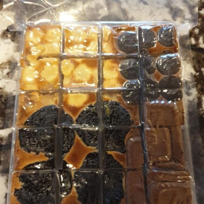 

|| PROMO ~`~ Dus box nastar mika 20 sekat, isi 10 pcs ||~~~
