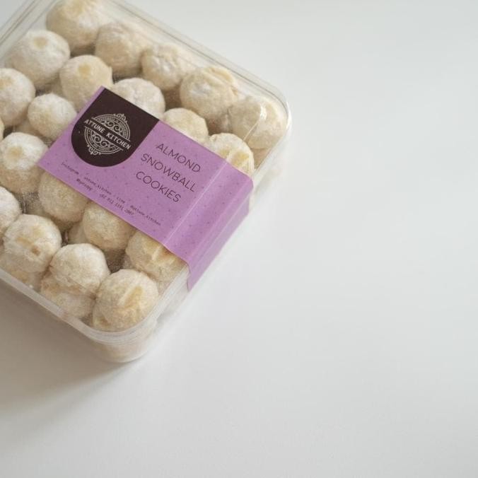 

Almond Snowball Cookies (Putri Salju) Pipinperdana