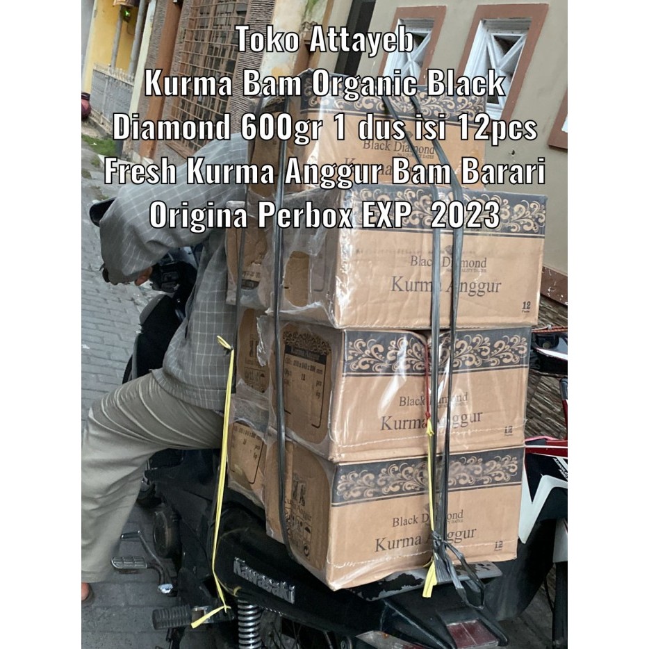 

Kurma Bam Black Diamond Organic 600gr 1 dus isi 12pcs Fresh Kurma 1dus