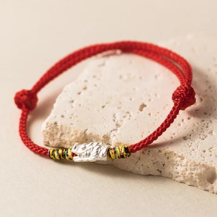 TERLARIS Gelang Kepala Naga Jalinan Tali Merah Gelang Kepala Naga Berlapis Emas Gelang Tali Merah