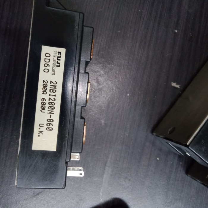 Igbt Fuji 2Mbi200N-060 200A 600V/Igbt Fuji 2Mb1200N-060 200A 600V