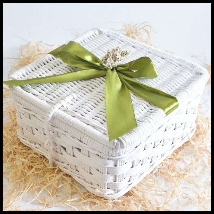 

Gift Box Square Medium Nine Square White