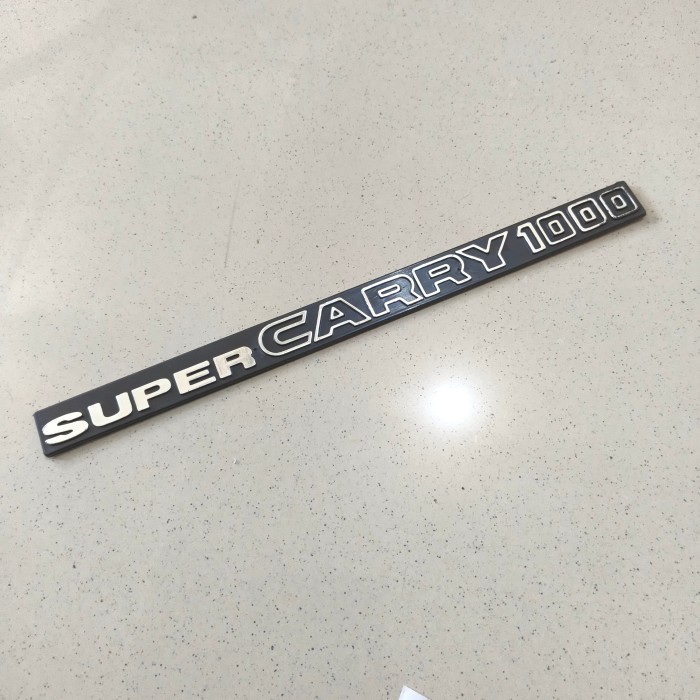 Emblem Super Carry 1000 Variasi Mobil Suzuki
