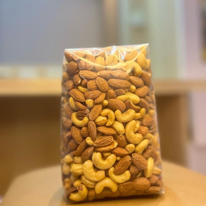 

BARANG TERLARIS NEW METE ALMOND MIX KACANG METE CAMPUR ALMOND