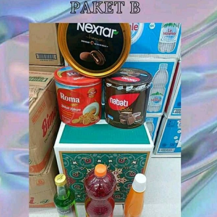 

PROMO !!! SALE TERLARIS PARCEL RAMADHAN KUE KALENG PAKET B READY