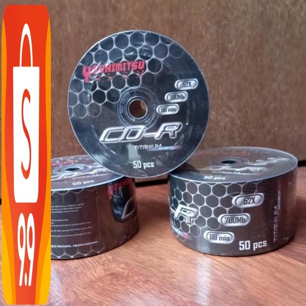 cd-r cd yoshimitsu titanium 700mb 52x (cd kosong / blank) buy 2 free 1