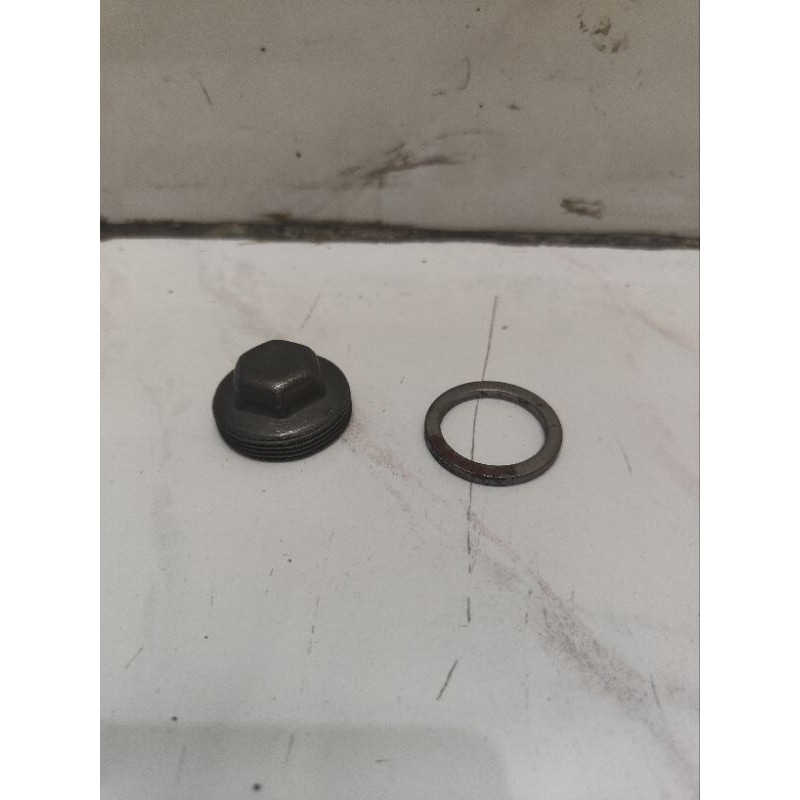Tutup Ring Mur Kepala Babi Balhub As roda depan Vespa Super Sprint Fork 3