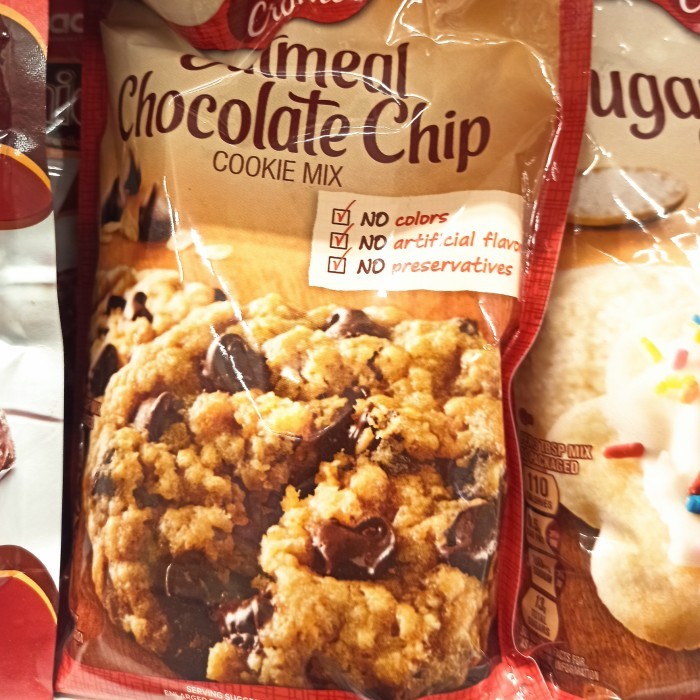 

BETTY CROCKER OATMEAL CHOCOLATE CHIP 496GR