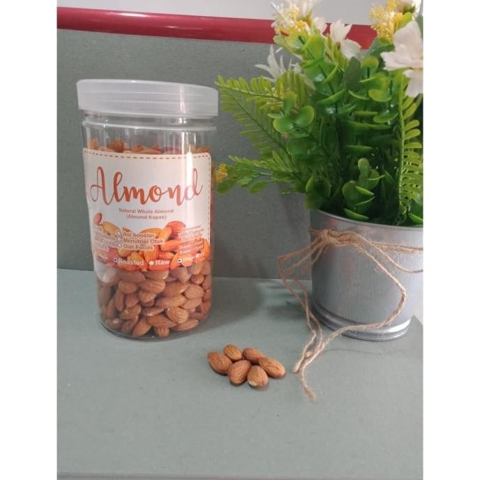 

Kacang Almond Kupas Panggang Toples 500gr Berkualitas