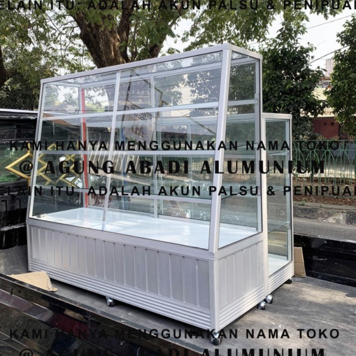 ETALASE KACA ROTI / KUE 150CM