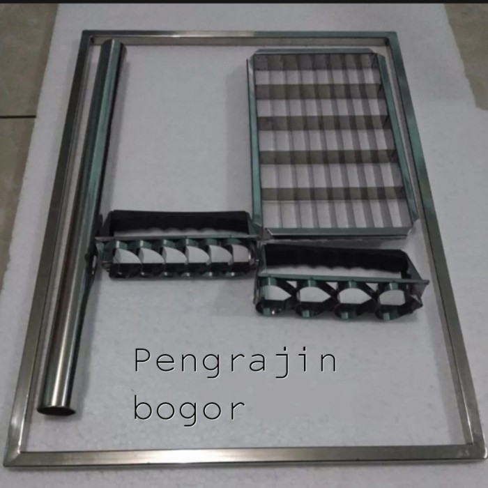 

BEST SELLER PAKET FRAME ROLINGAN ADONAN DAN CETAKAN KUE KERING