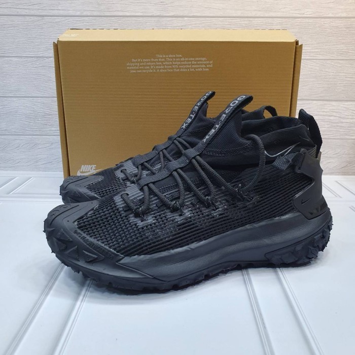 SEPATU ACG MOUNTAIN FLY 2 MID GTX BLACK