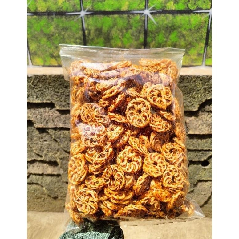 

SALE kerupuk viral Rafael kerupuk mawar kerupuk pedo isi 1kg gh-67