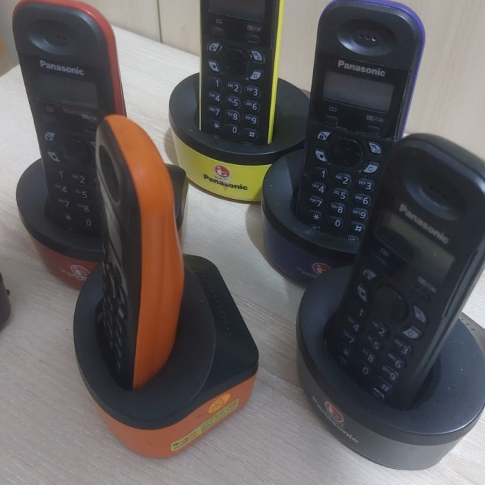 Telepon wireless panasonic KX-TG1311 second bergaransi