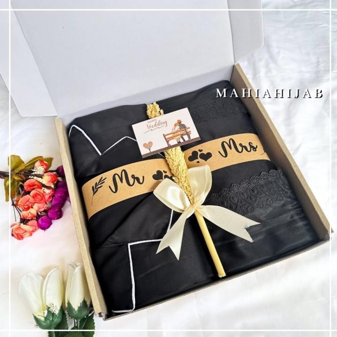 

Hampers Lingerie Kimono Set 2In1 / Kado Pernikahan / Baju Tidur Wanita Original