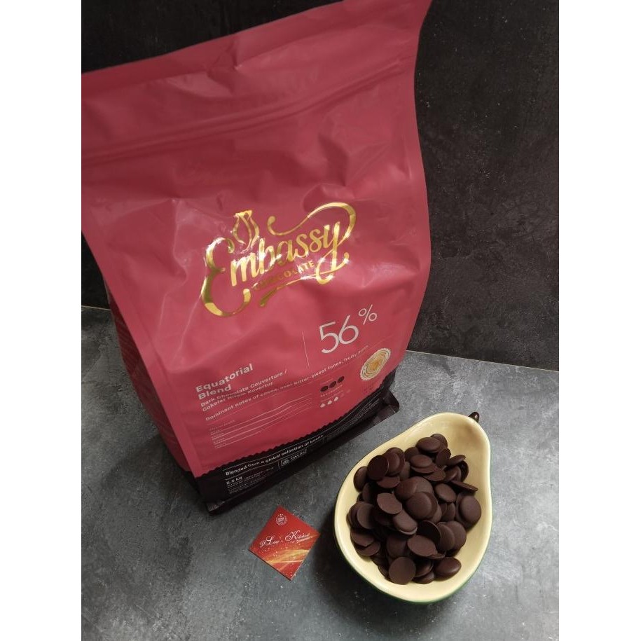 

Embassy Chocolate 56% Dark Couverture Tulip . Pengiriman instan / sameday only.
