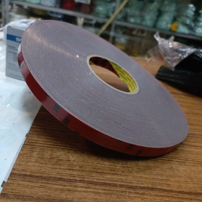 

3M DOUBLE TAPE AFT 5666 / DOUBLE TAPE AUTOMOTIVE SIZE 15 MM X 33 MTR