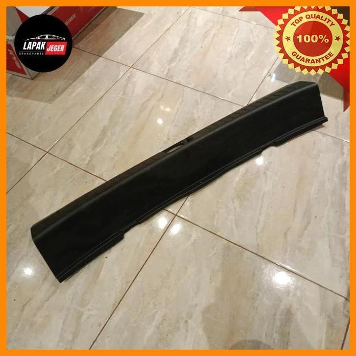 [LKJ] COVER TRIM PLASTIK BAGASI TENGAH BAWAH WULING ALMAZ ORI BEKAS