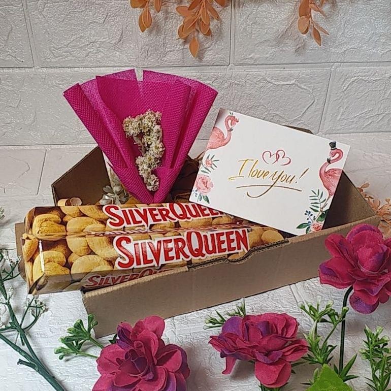 

TERLARIS Hampers Valentine Hamper Hari Kasih Sayang Hampers Ultah Cewek Hampers Anniversary Hampers Wisuda Kado Valentine Kado Ultah Wanita Kado Anniversary Kado wisuda Hadiah Ultah Wanita Hadiah Anniversary Hadiah Wisuda Gift Box wanita Hadiah Natal