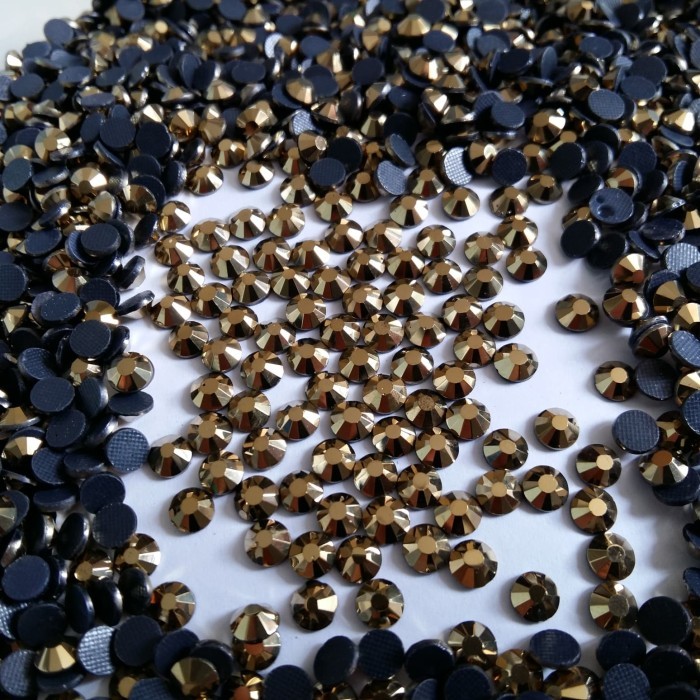 DMC - Rhinestone Hotfix - GOLD Hematite - Size: SS10