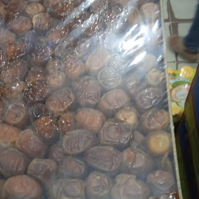 

kurma sukari alqossim 3 kg dalam 1 kotak