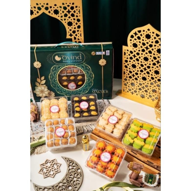 

Paket Kue Kering Lebaran ( 1 Paket Isi 6 Toples ) - Hampers Bingkisan Kue Idul Fitri - Bingkisan Thr - Bellarosa - Binbon - Ovina - Pelangi Rasa Cek Dulu