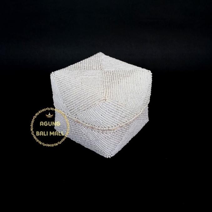 

~^~^~^] Bali beaded box/box dekorasi/sokasi manik-manik putih/box serbaguna