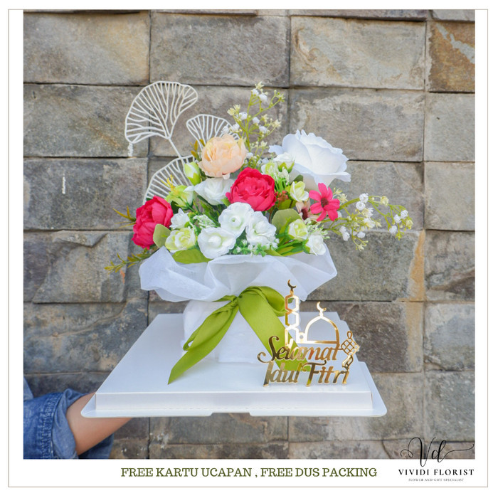 

New! [READY] Eid Buket Bloom Box Bunga Hampers Lebaran Idul Fitri Jakarta Lebaran