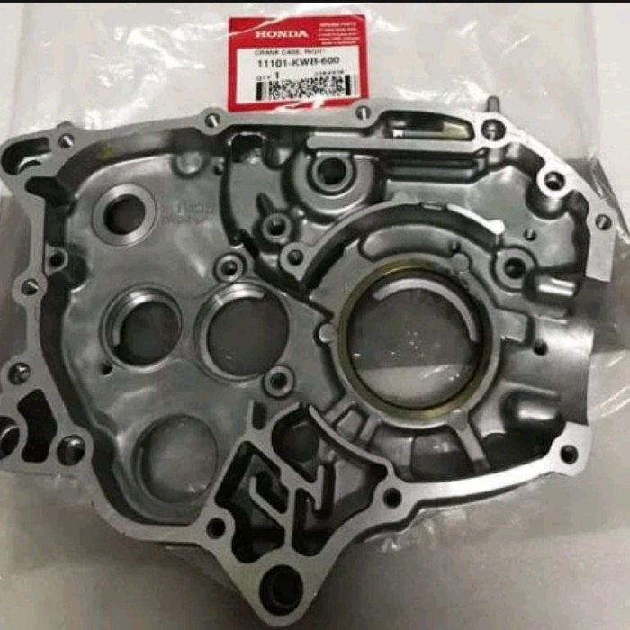 Baru Crankcase Blok Mesin Kanan Tap Oli Honda Blade Revo Absolut Revo Fi