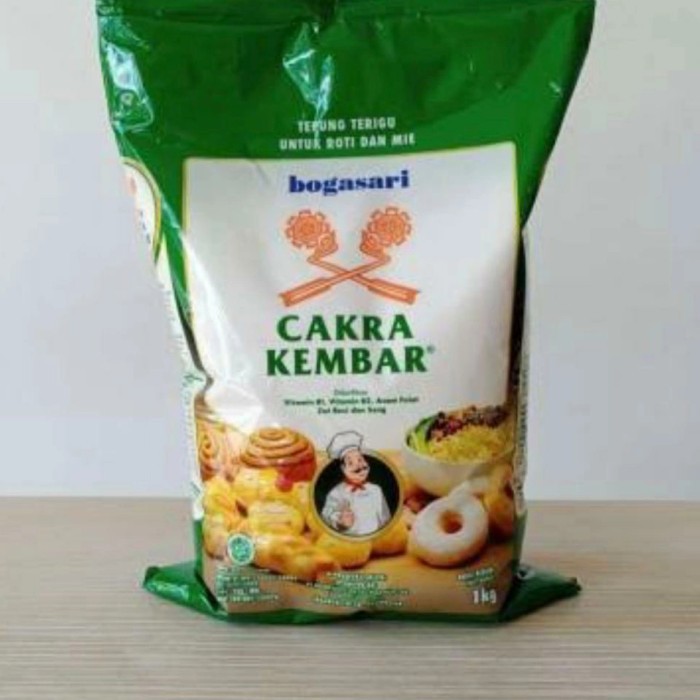 

Tepung Cakra Kembar PREMIUM 1 dus ( 12 piece )