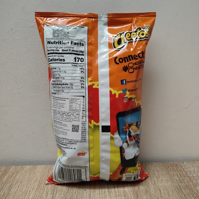 

CHEETOS FLAMIN HOT CRUNCHY CHEESE 226GR - SNACKS IMPORT USA CHEETOZ