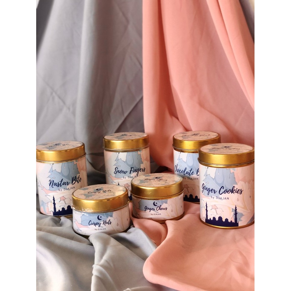 

HAMPERS LEBARAN IDUL FITRI COOKIES & JAMU_LAILY BY DJAJAN