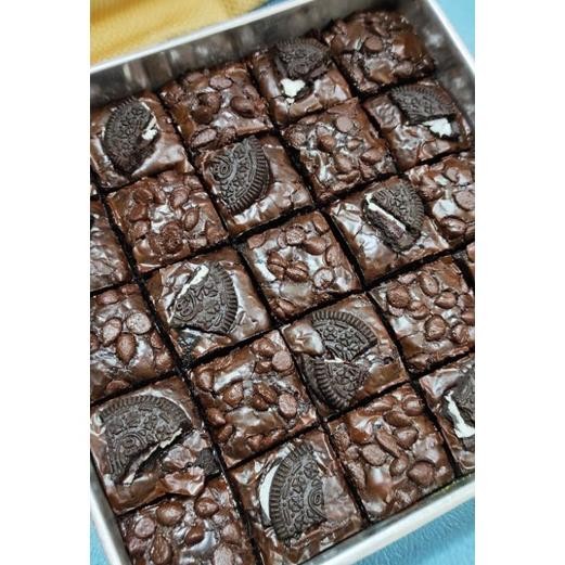 

ede-78 FUDGY BROWNIES CRUNCHY Toping Mix uk. 20x20 by naq brownie. Viral