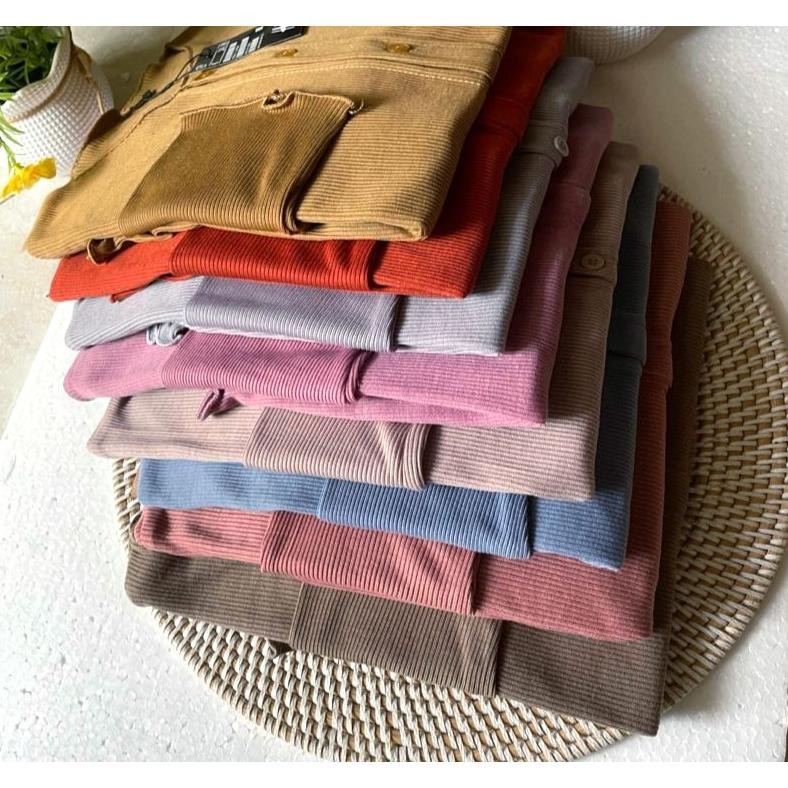 Cardigan Rib Crop Top Wanita Model Kancing Kekinian