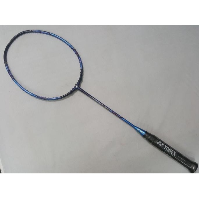 TERBARU - Raket Badminton YONEX Nanoray 900 - Original