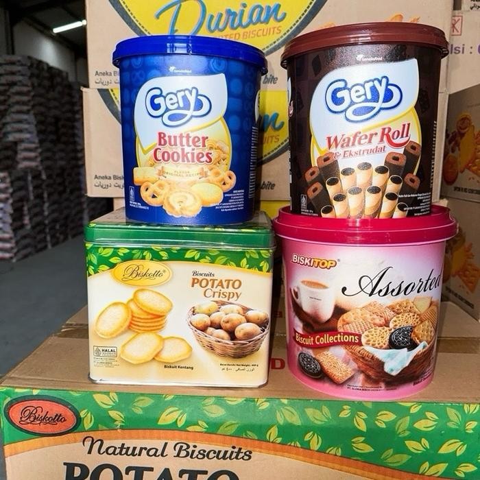 

terbaru !!! paket lebaran festive (4 biskuit) wafer biskuit cemilan kering ready