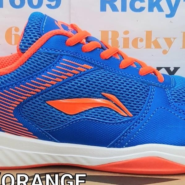 SEPATU BADMINTON LINING ULTRA / SEPATU LINING ULTRA / ORIGINAL LI-NING Terlaris