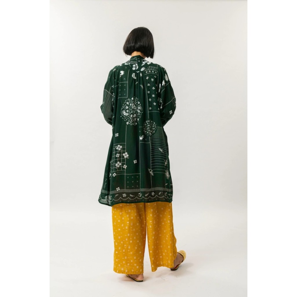 Kebaya Panjang Tambal Putih